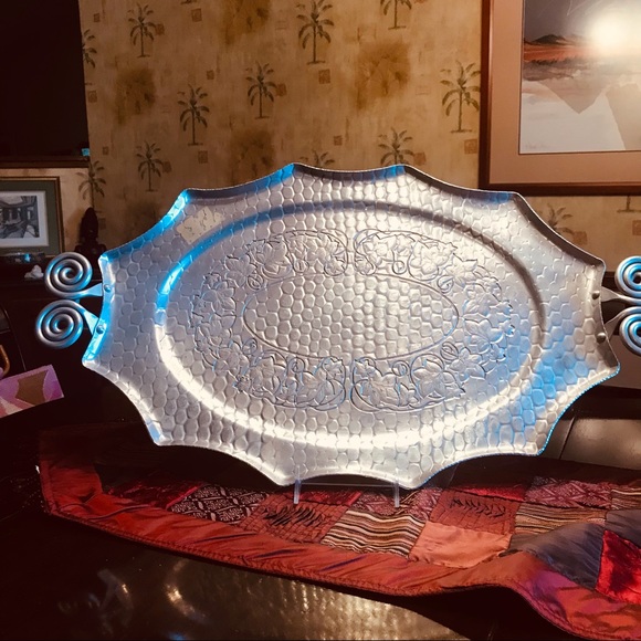 MID CENTURY MODERN ANTIQUE ALUMINUM SERVING TRAY - Picture 6 of 12